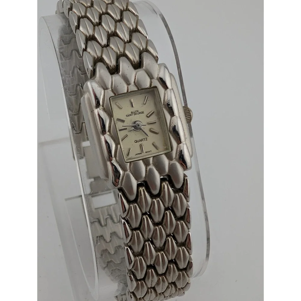 Vintage Allyn St George Watch Women‎ 19mm Case Silver 7.25